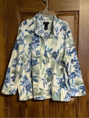Alfred Dunner Womens Blue,Green and White Floral Fleece Jacket with Rhinestones